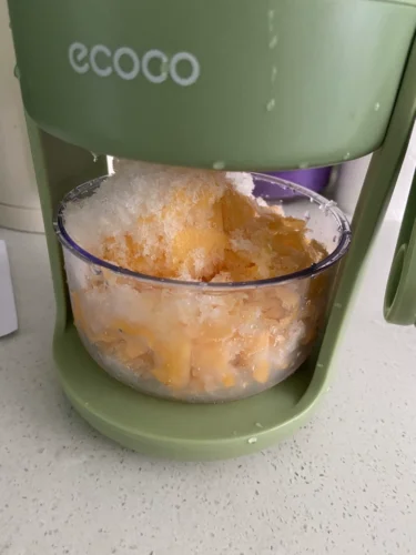 Hand-crank Portable Shaved Ice Maker with Divided Silicone Ice Mold, Makes Two-Color Slush, Manual Non-Electric Ice Crusher for Homemade Shaved Ice, Snow Ice & Cold Desserts photo review